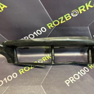 Повітрозабірник радіатора FORD Focus MK3 (11-14)