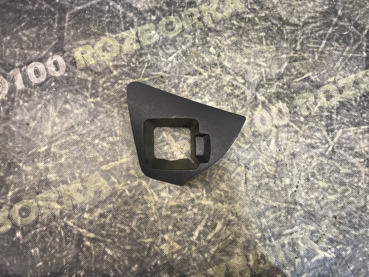 Накладка картки багажника OPEL Zafira B (05-11)