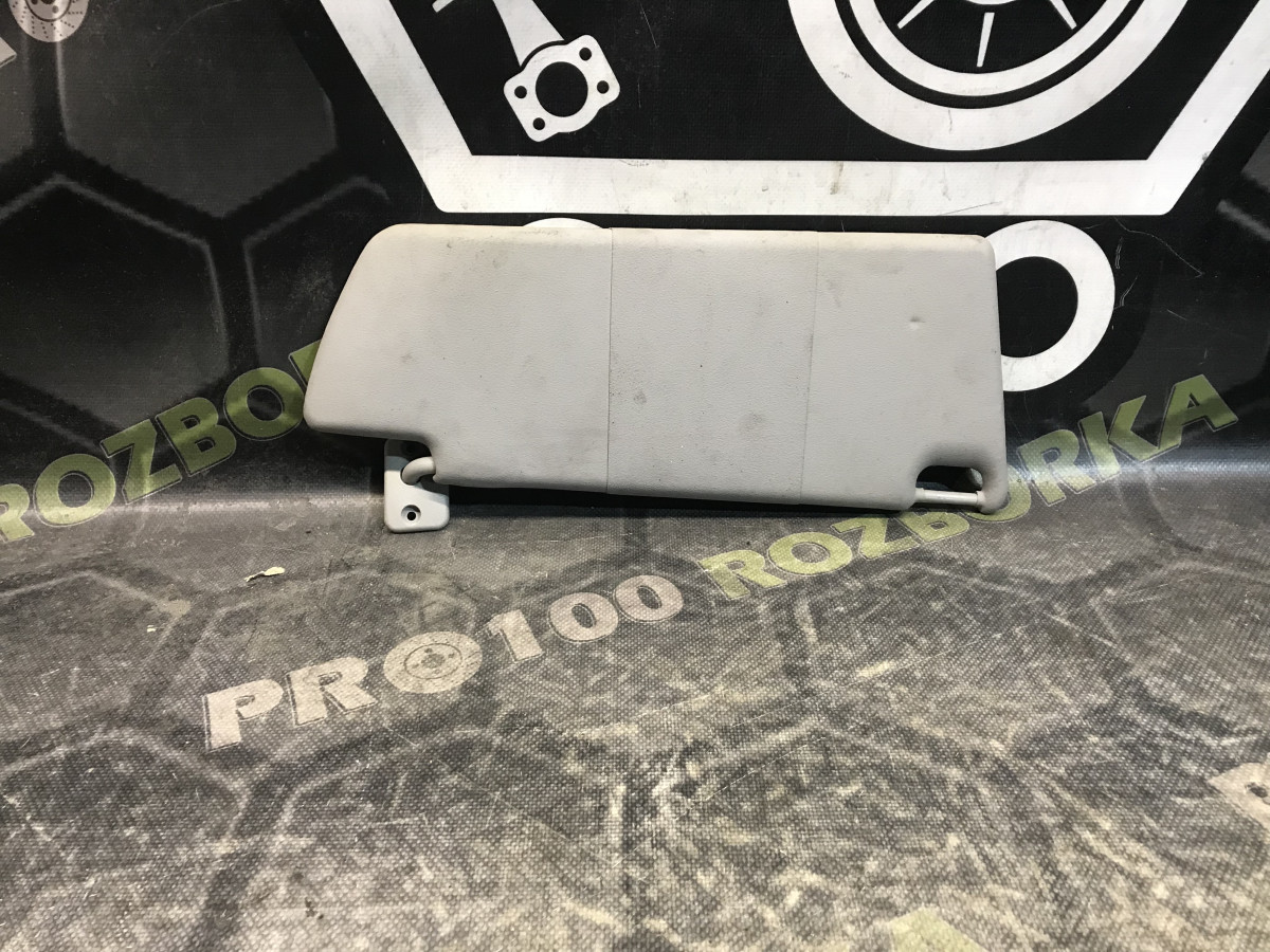Захист сонцезахисний правий Opel Zafira B (05-11)