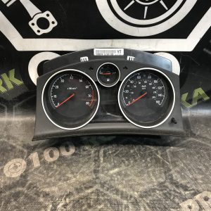 Спідометр приборів тахометр Opel Zafira B (05-11)