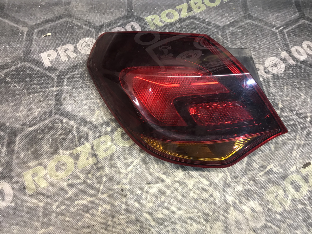 Ліхтар задній лівий хетчбек Opel Astra J 09-15 - Зображення 2