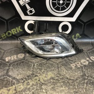 Протитуманка права Opel Astra J (09-15)