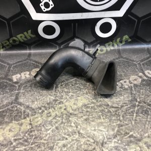 Впускний патрубок повітряного фільтра 2.2 Honda CR-V 3 (06-12)
