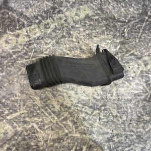 Патрубок повітряного фільтра FORD Mondeo MK4 (BA7) 07-14