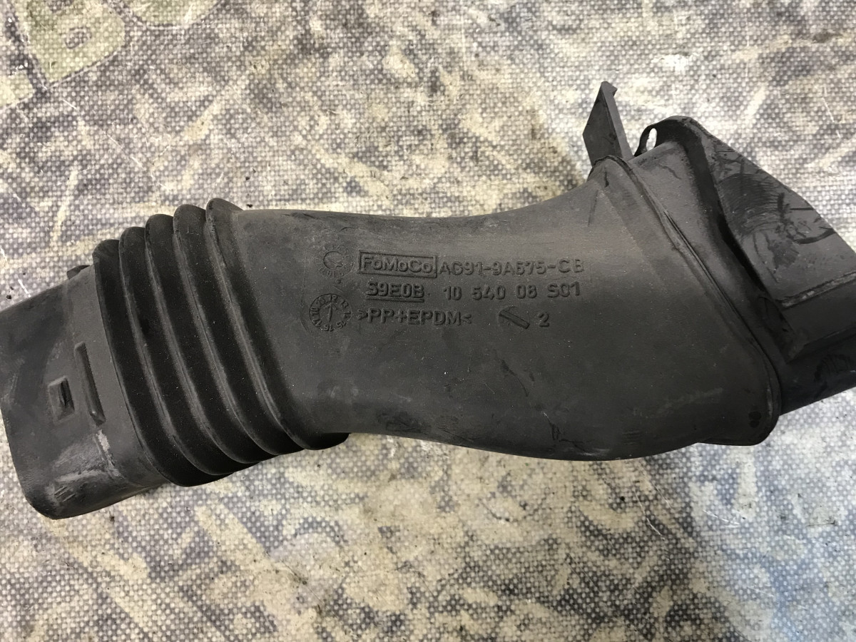 Патрубок повітряного фільтра FORD Mondeo MK4 (BA7) 07-14 - Зображення 2