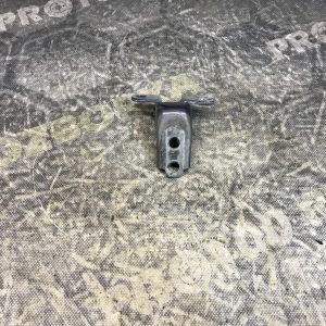 Петля верхня передніх лівих дверей  Honda CR-V 3 (06-12)