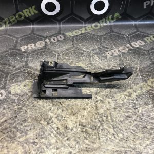 Накладка крила лівого Ford Focus MK3 (11-18)