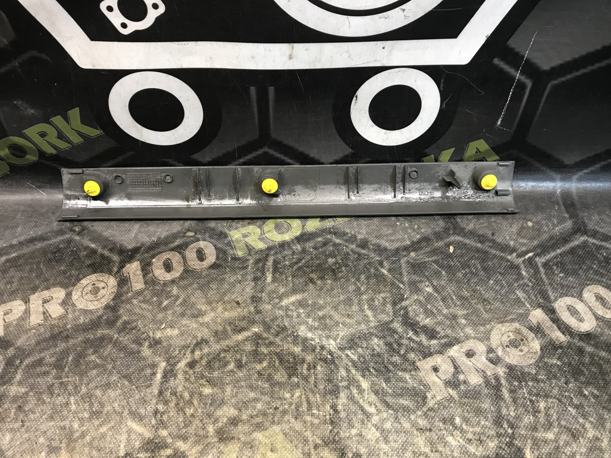 Накладка порога передня ліва Ford Focus MK2 08-11 - Зображення 4