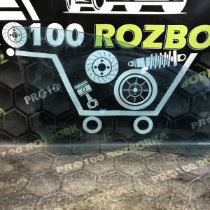 Скло передніх правих дверей Ford Kuga Mk1 (08-12)