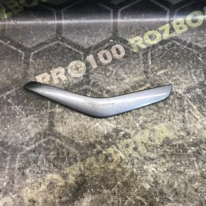 Накладка ручки дверей права перед (дефект) Ford Kuga Mk1 (08-12)