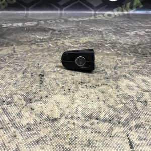 Личинка замка дверей передня права Ford Kuga Mk1 (08-12)