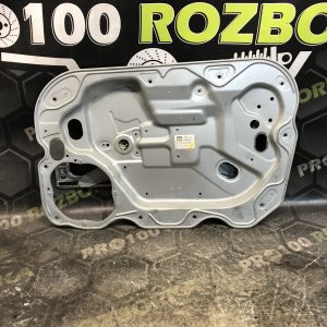 Склопідйомник передній правий Ford Kuga Mk1 (08-12)