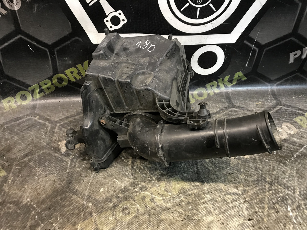 Корпус повітряного фільтра 1.8D FORD Focus MK2 08-11 - Зображення 2