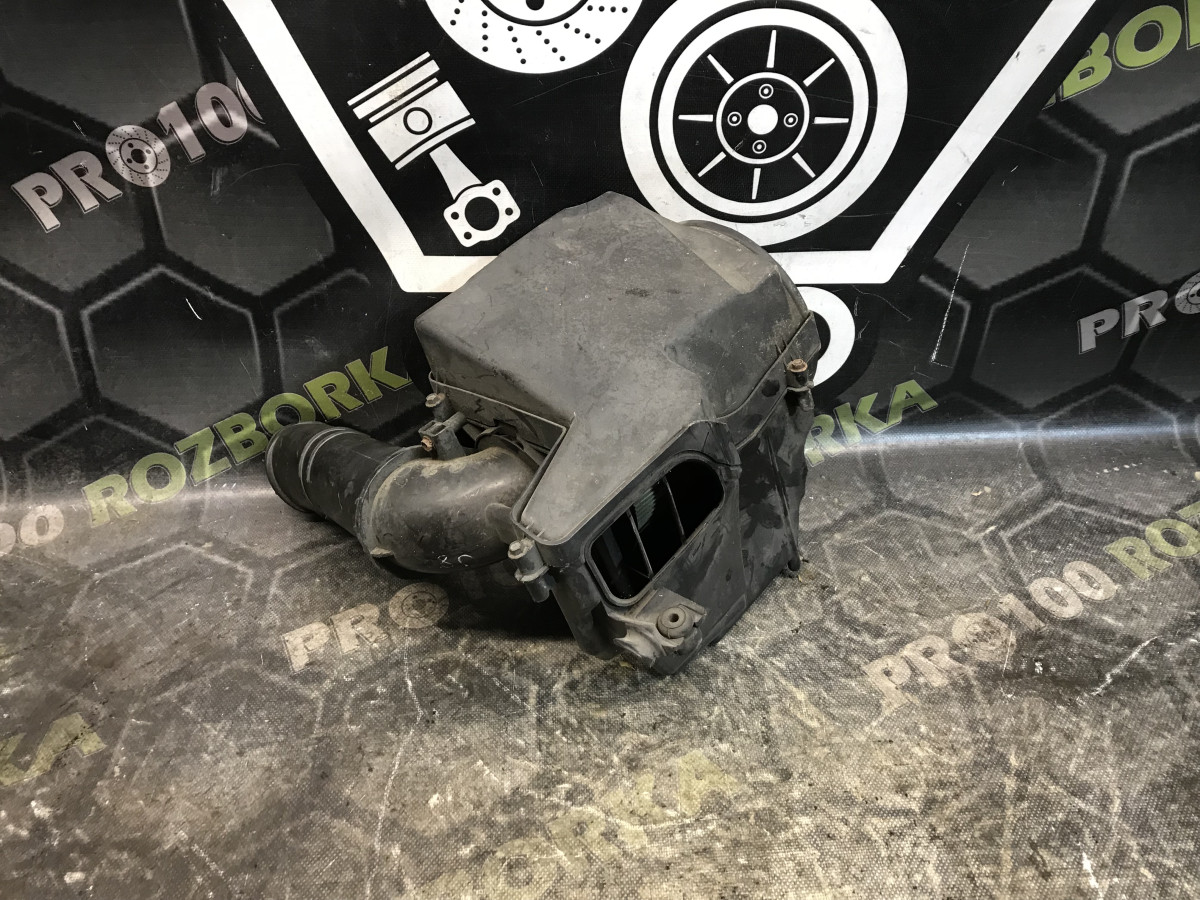 Корпус повітряного фільтра 1.8D FORD Focus MK2 08-11 - Зображення 3
