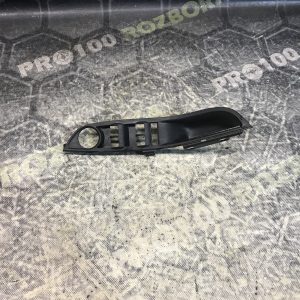 Накладка декоративна передні праві двері FORD Focus MK3 (11-14)