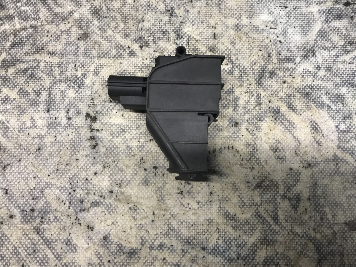 Моторчик лючка заливки палива FORD C-Max MK2 (10-15) - Зображення 2