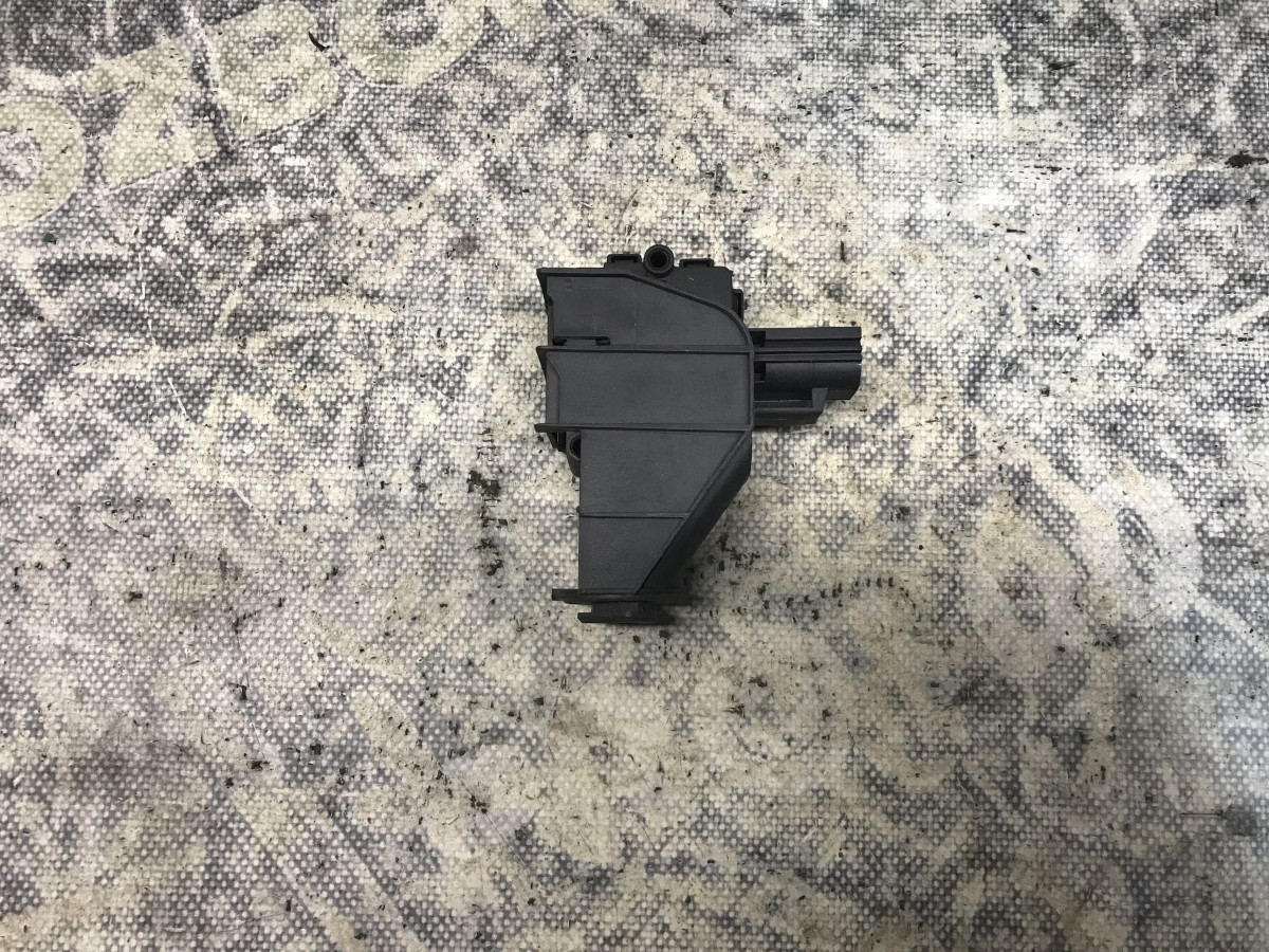 Моторчик лючка заливки палива FORD C-Max MK2 (10-15) - Зображення 3