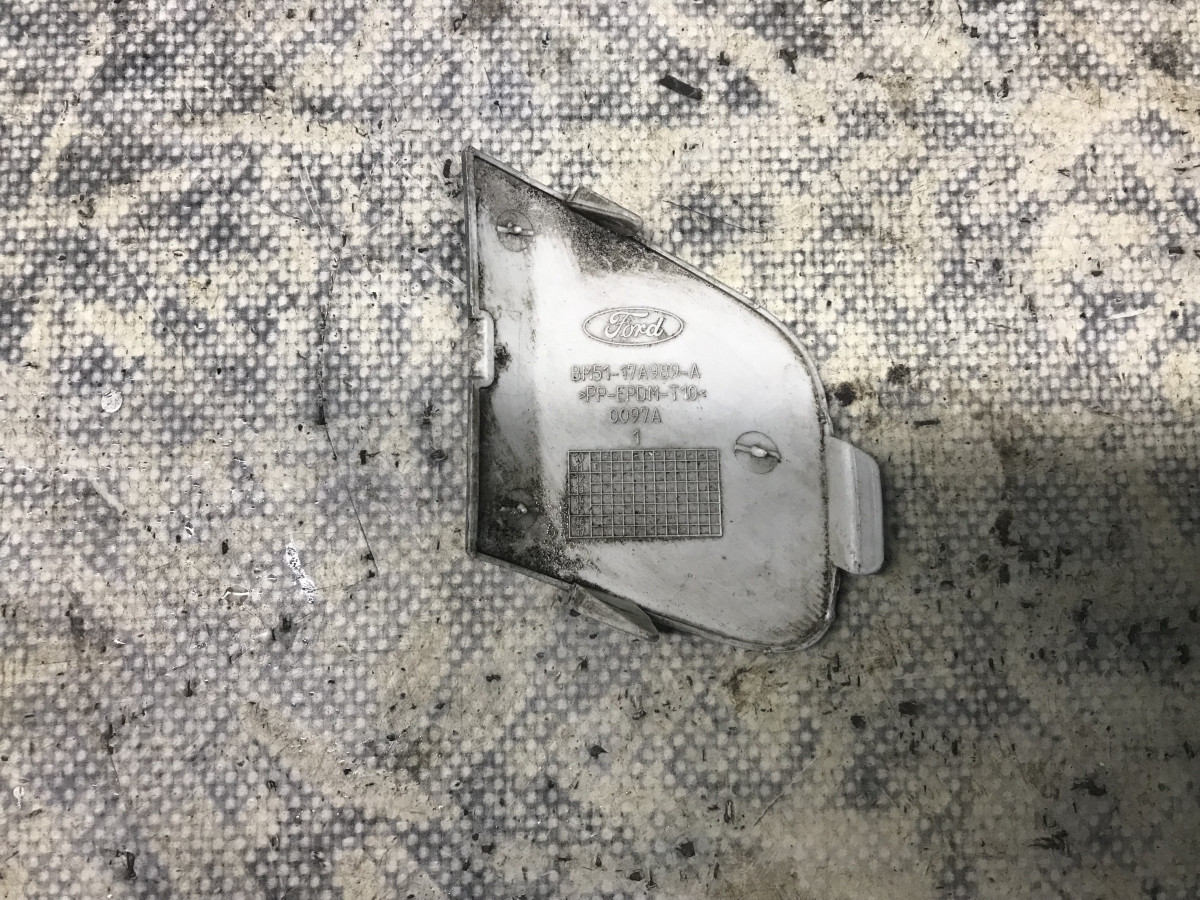 Заглушка гака буксир бампера переднього Ford Focus MK3 (11-14) - Зображення 4