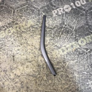 Накладка дверей передньої правої FORD Focus MK3 (11-14)