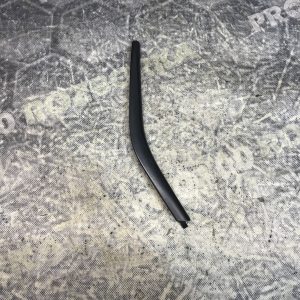 Накладка дверей передньої правої FORD Focus MK3 (11-14)