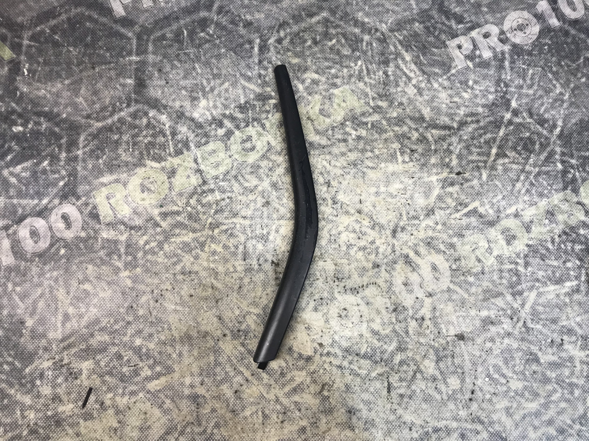 Накладка ручки дверей ліва перед (дефект) FORD Focus MK3 (11-14)