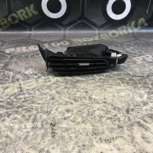 Дефлектор повітряний центральний правий FORD Focus MK3 (11-14)