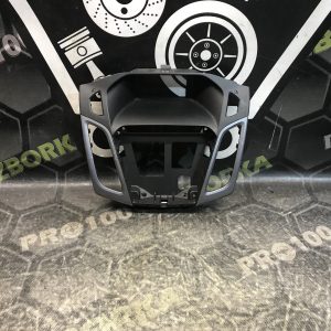 Рамка торпедо магнітоли  FORD Focus MK3 (11-14)