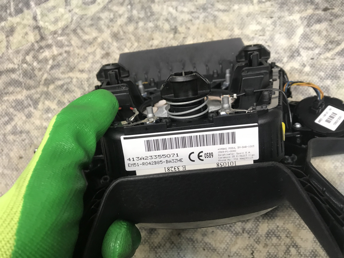 Подушка безпеки в кермо з кнопками FORD Focus MK3 (11-14) - Зображення 3