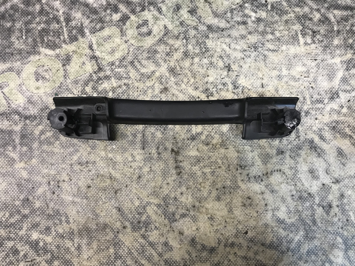 Ручка кришки багажника Ford Kuga MK1 (08-12) - Зображення 3