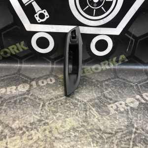 Накладка ручки дверей задньої правої FORD Focus MK3 (11-14)