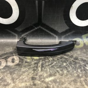 Ручка дверей зовнішня дефект FORD Focus MK2 08-11