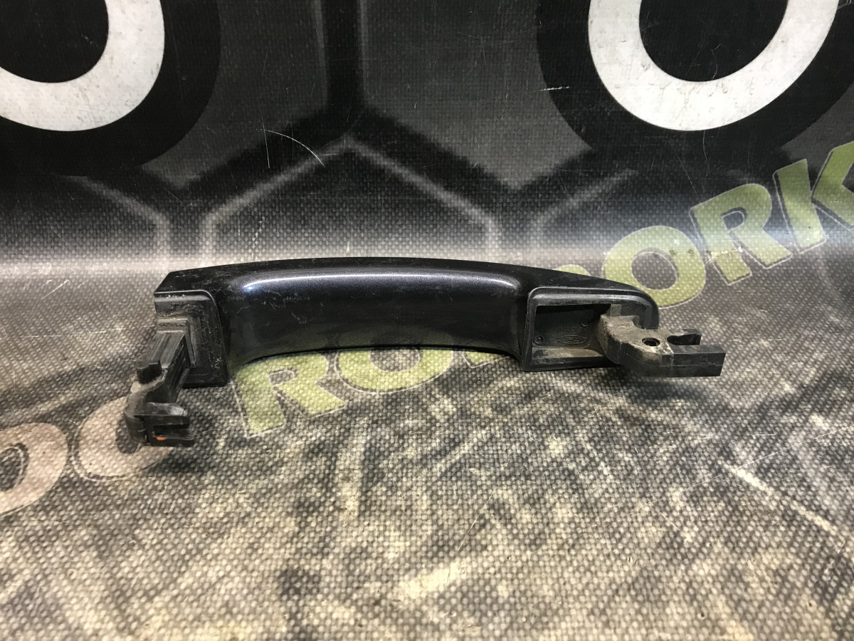 Ручка дверей зовнішня дефект FORD Focus MK2 08-11 - Зображення 3