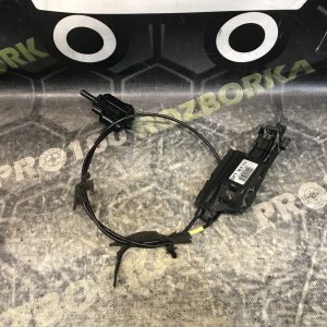 Обмежувач дверей передній лівий Ford Focus MK3 (11-18)