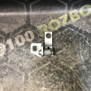 Петля верхня передньої правої двері FORD Focus MK3 (11-14)