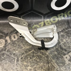 Петля капота права FORD Focus MK3 (11-14)
