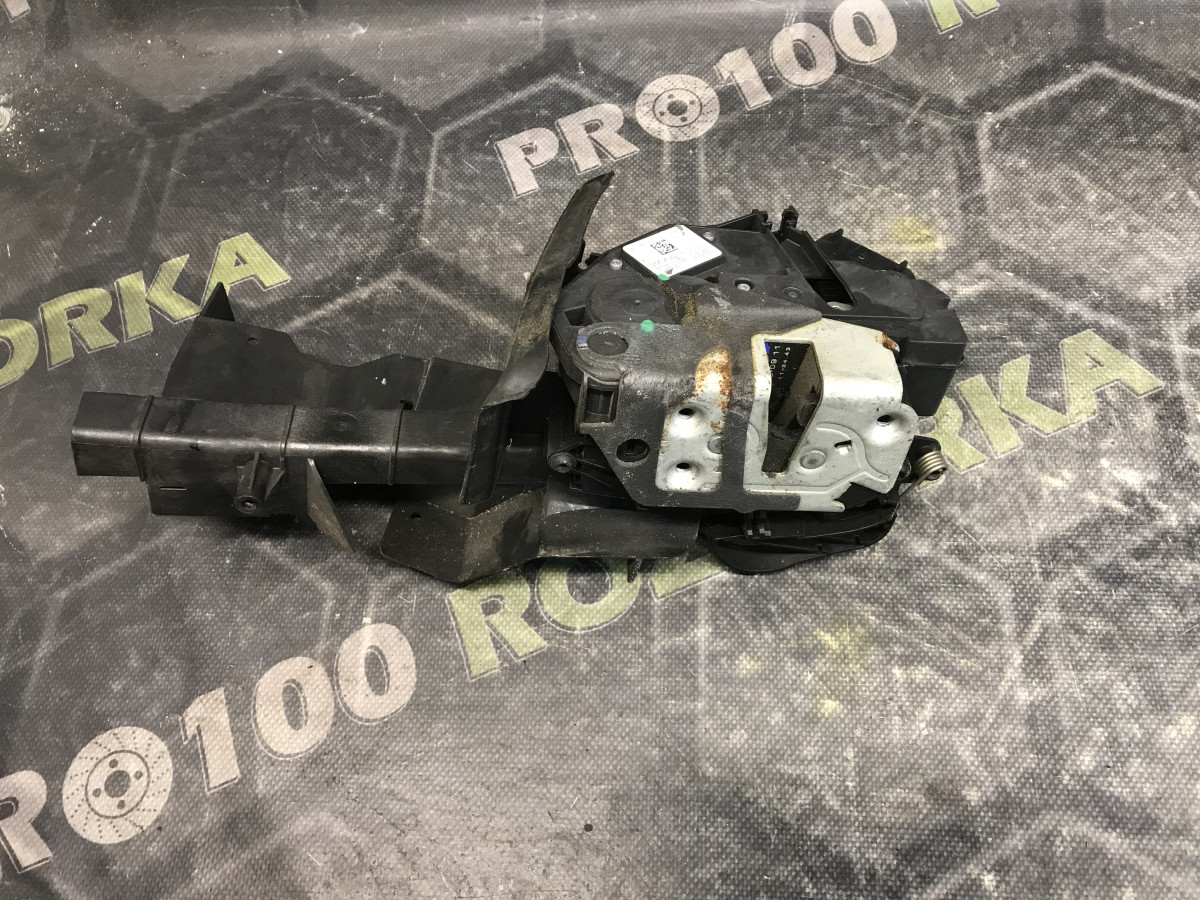 Замок передньої лівої двері FORD Focus MK3 (11-14)