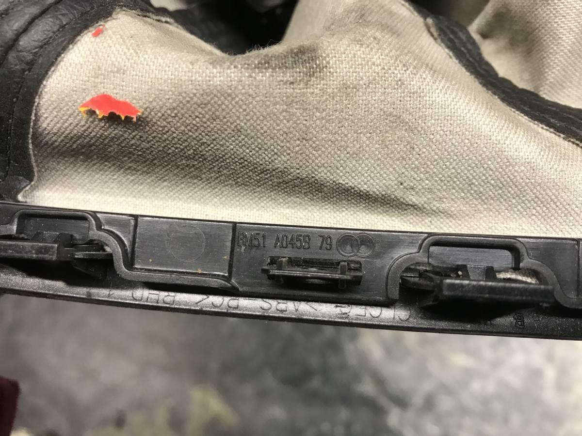 Накладка куліси КПП ПРАВЕ КЕРМО FORD Focus MK3 (11-14) - Зображення 5