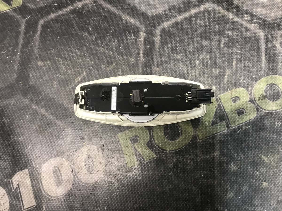 Плафон стелі Ford Focus MK3 (11-18) - Зображення 3