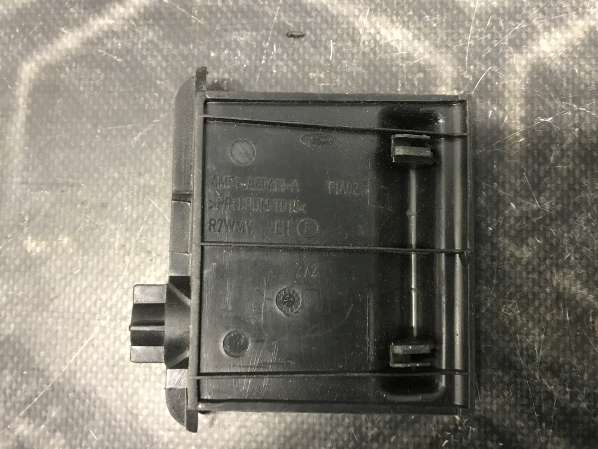 Накладка багажника FORD Focus MK2 08-11 - Зображення 4