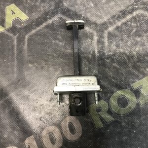 Обмежувач дверей Ford Kuga Mk1 (08-12)