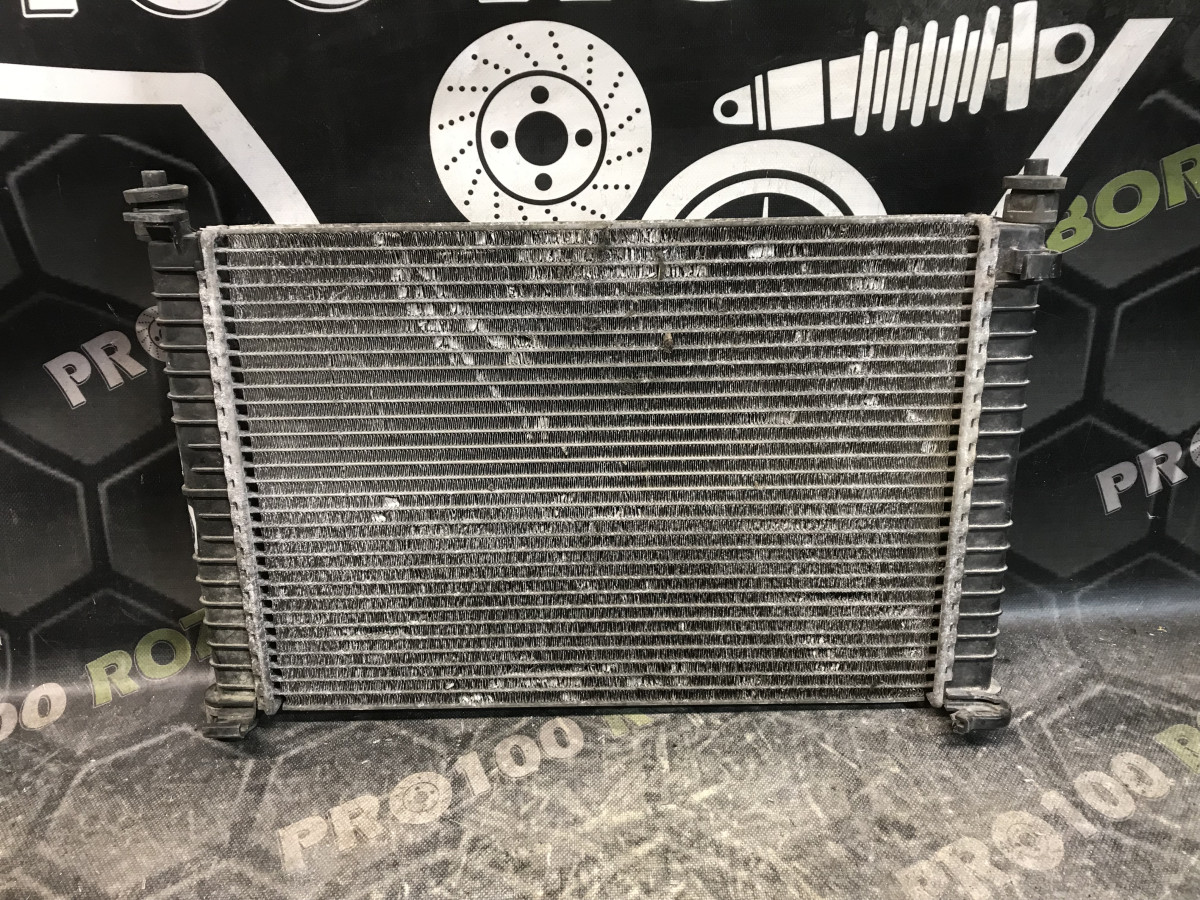Радіатор охолодження двигуна 1.4/1.6 TDCI Ford Fiesta MK6 02-08 - Зображення 3