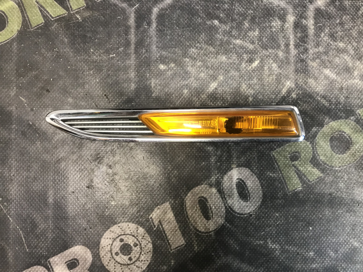 Повторювач повороту лівий FORD Mondeo MK4 (BA7) 07-14