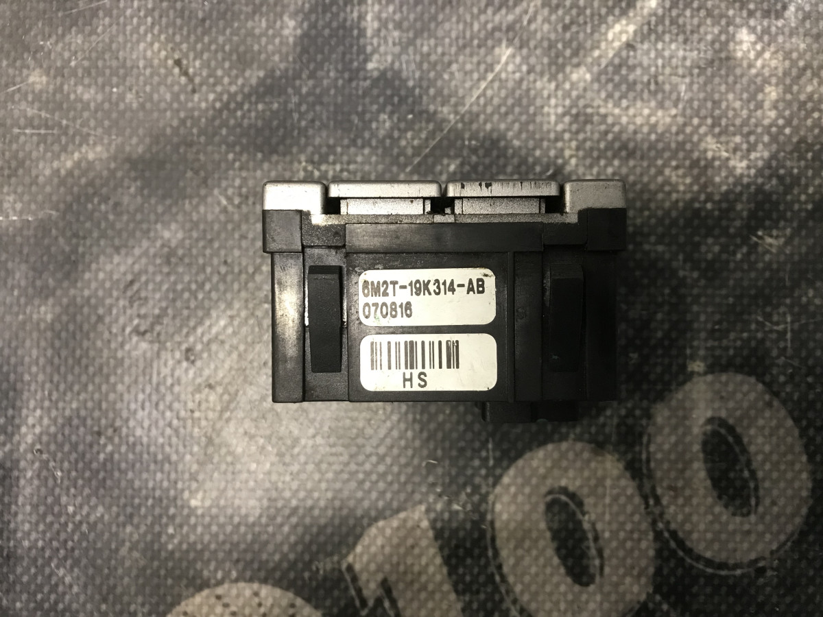 Кнопка обігріву сидінь FORD Mondeo MK4 (BA7) 07-14 - Зображення 5