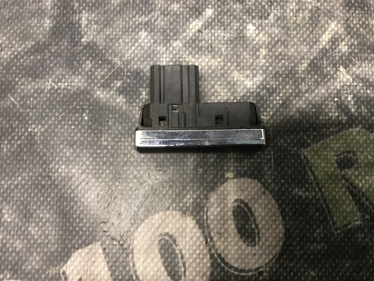 Кнопка обігріву скла FORD Mondeo MK4 (BA7) 07-14 - Зображення 2