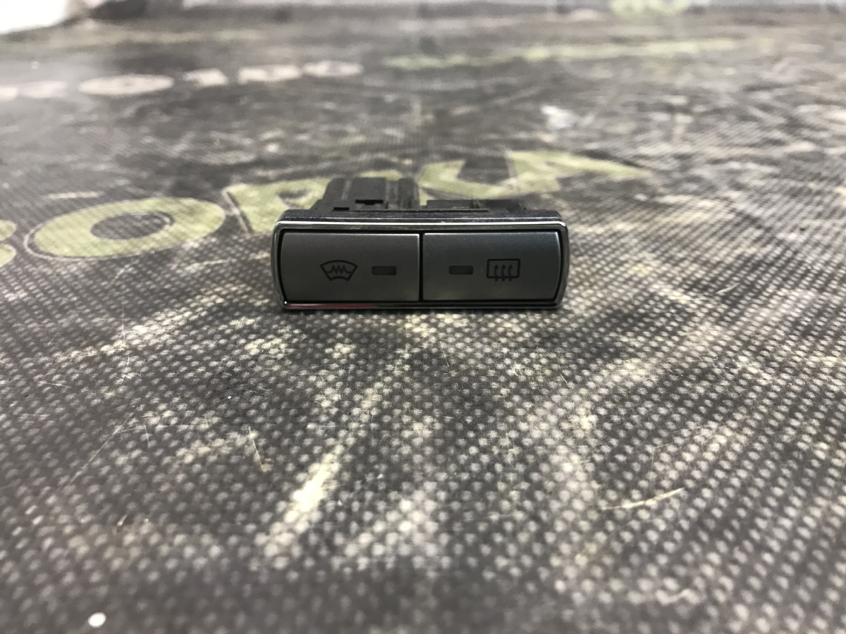 Кнопка обігріву скла FORD Mondeo MK4 (BA7) 07-14