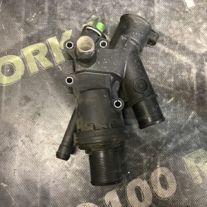 Корпус термостата 2.0D FORD KUGA MK1 08-12