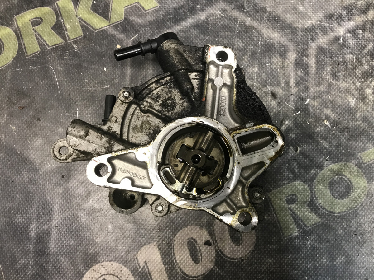 Вакуумний насос 2.0D FORD KUGA MK1 10-12 - Зображення 2