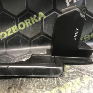 Дефлектор радіатора правий FORD KUGA MK1 08-12