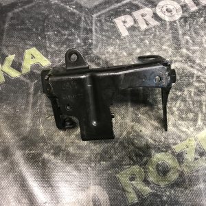 Кронштейн паливного фільтра 1.6D FORD Focus MK3 (11-14)
