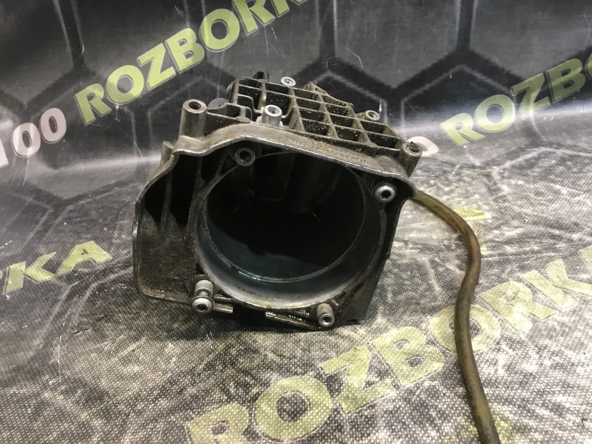 Корпус паливного фільтра 2.0D FORD Focus MK2 08-11